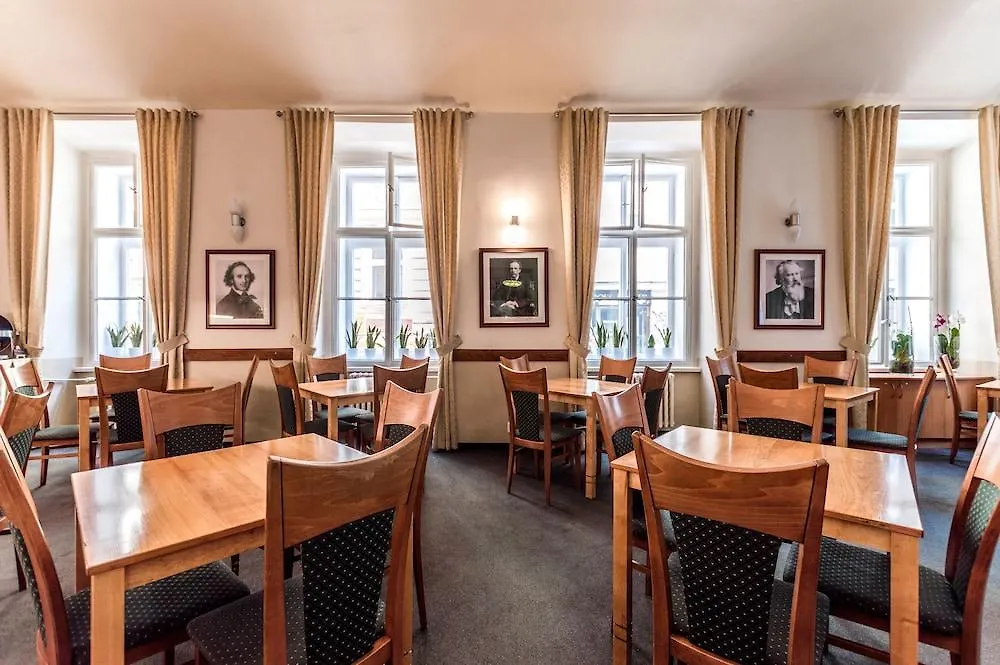 Hotel Adler Prag